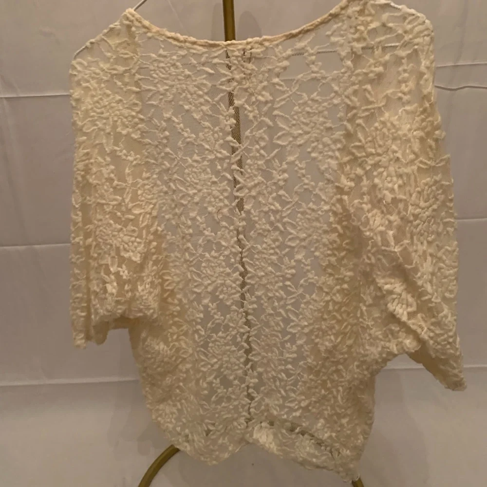 WHITE lace half sleeve cardigan Medium - Picture 5 of 5